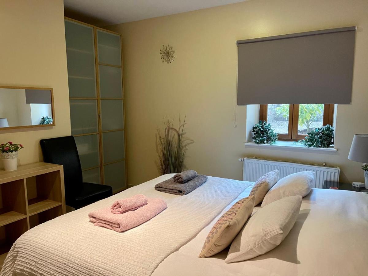 Gites Du Caylar - Chambres Et Appartments Le Caylar Eksteriør bilde