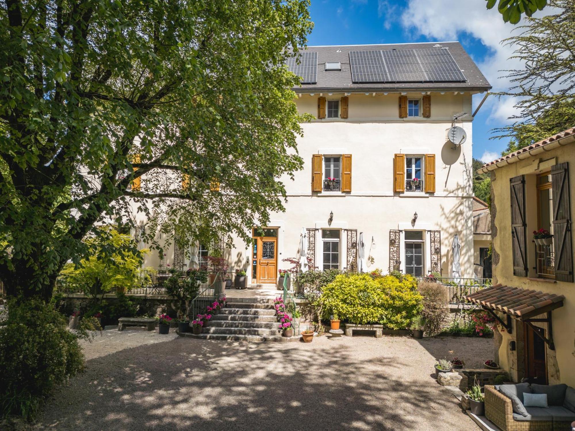Gites Du Caylar - Chambres Et Appartments Le Caylar Eksteriør bilde